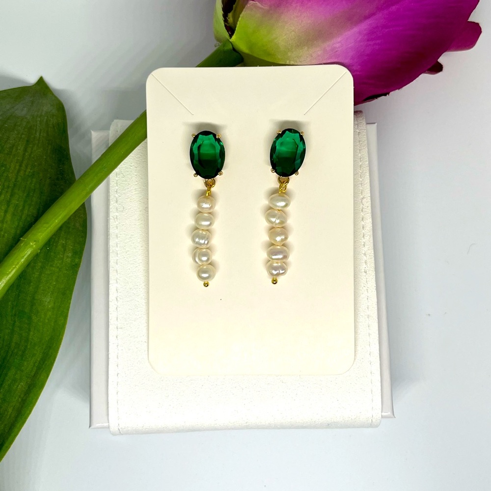 NATURAL PEARL & ZIRCON CRYSTAL EARRINGS WITH 18K GOLD PLATED DETAILS